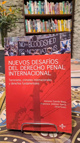 Nuevos Desafios Del Derecho Penal Internacional  Usado