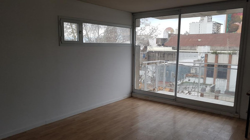 Departamento En Venta 1 Dormitorio En Calle Lavalle 1200 - Echesortu - Rosario