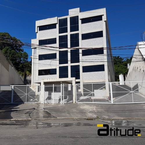Imagem 1 de 8 de Galpão De 2.600 M² Para Locação Em Osasco - Sp - 3711