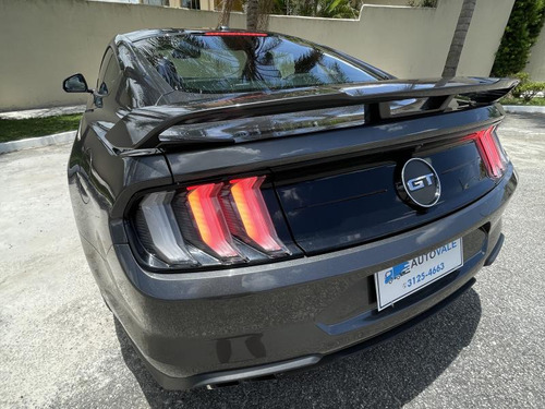 Ford Mustang GT Premium 5.0 V8