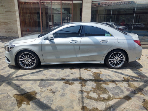 Imagen 3 de 15 de Mercedez Benz Cla 250 Sport 2019