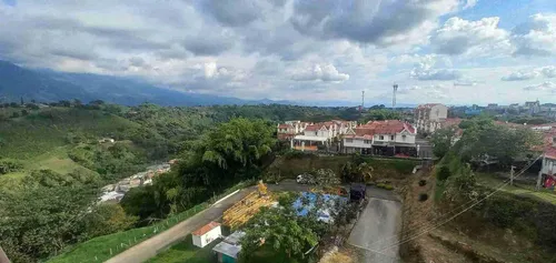 Local En Arriendo En La Avenida Centenario / Armenia (279057265).