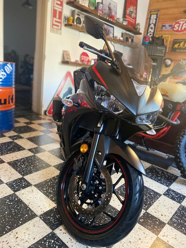 Imagen 1 de 11 de Yamaha R3