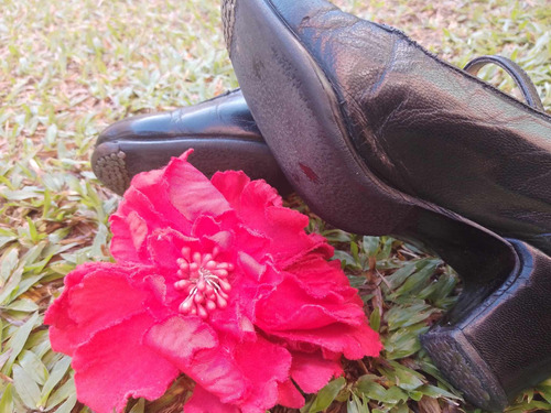 Zapatos De Caracter, Danza Nacionalista-flamenco.