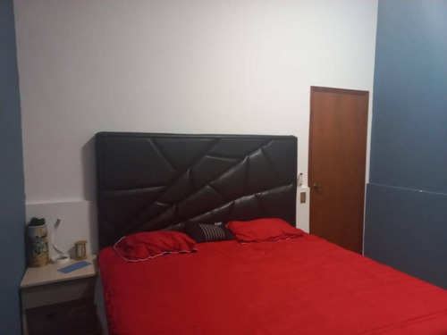 Imagen 8 de 14 de Johanna Castillo Vende Quinta En Guaparo