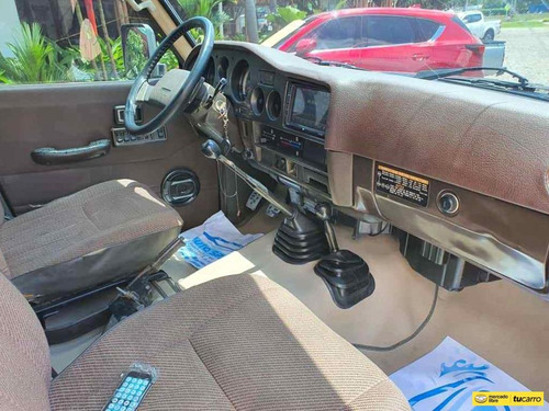 Toyota Land Cruiser 3.7 4x4