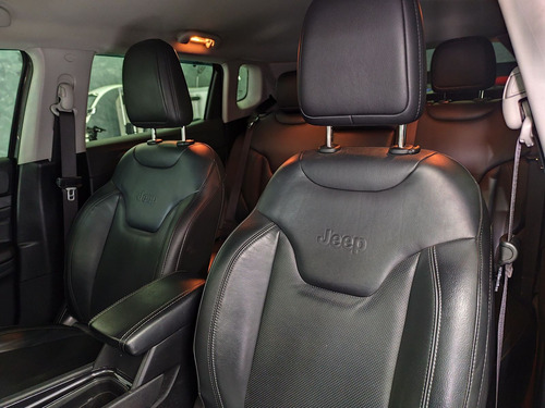 Jeep Compass LONG. T270 1.3 TB 4x2 Flex Aut.