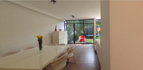 Casa En Venta, Calzada De Las Aguilas, Álvaro Obregón, Col. Lomas De Guadalupe, Cdmx, Gf32-ru-1004