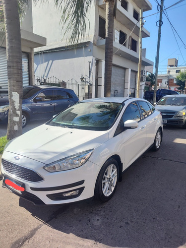 Ford Focus III 1.6 Sedan S