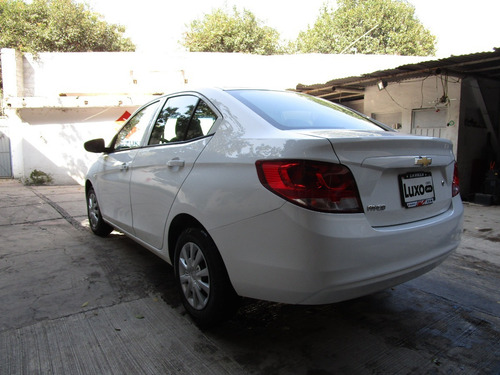 Imagen 13 de 15 de Chevrolet Aveo 4p Ls Tm5,a/ac.,r14