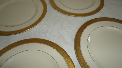 Platos Porcelana Postre Antiguos Guarda Oro Relieve Vealos