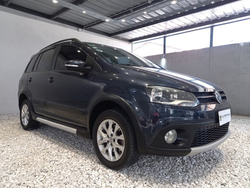 Imagen 3 de 11 de Volkswagen Suran Cross 1.6 Highline 101cv