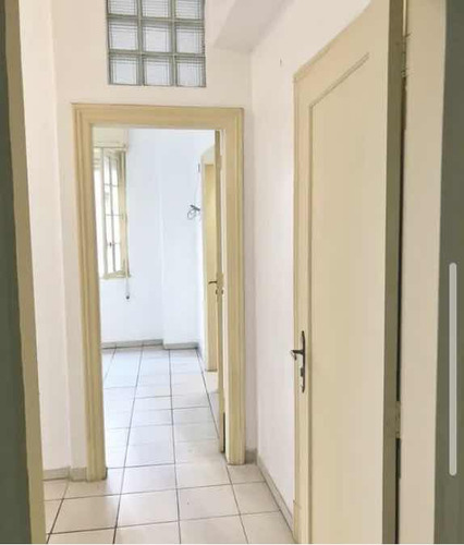 Sala Comercial Com Banheiro E Copa