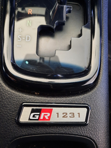 Toyota Hilux V6 4x4 Gazoo Racing