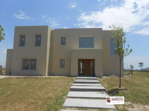 Imagen 1 de 17 de Casa En Venta En Barrio Acasias - Maroto Propiedades