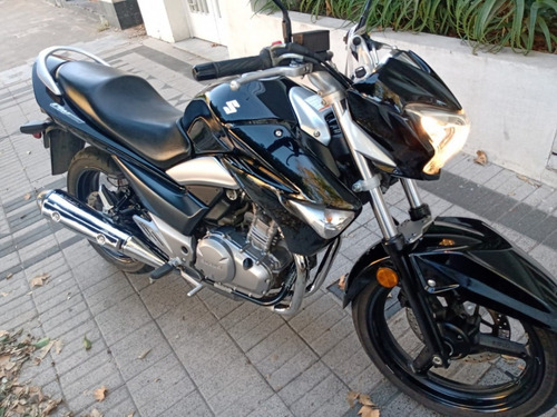 Imagen 10 de 11 de Suzuki Inazuma Gw250