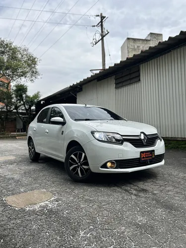 Renault Logan 1.6 Privilege / Intens