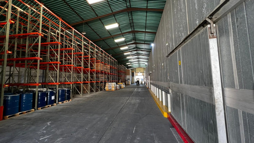 Daniela Linarez Ofrece En Venta Galpones En Zona Industrial Iii Avenida Principal Totalmente Equipadon Con Cavas De Conservacion Empaquetadora Listo Para Producir Conjunto Privado Barquisimeto Lara