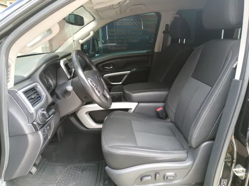 Nissan Tittan Sv 2017 4x2