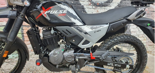 Hero Xpulse 200 Blanco Kova Motorcycle Concesionario Oficial