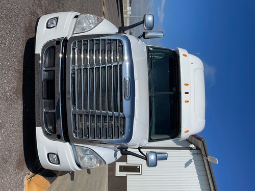 Imagen 2 de 15 de Freightliner Cascadia