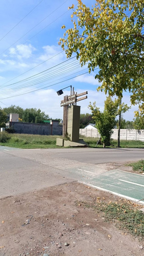 Venta Lote 300 M2 En Vistalba, Barrio Semi Privado