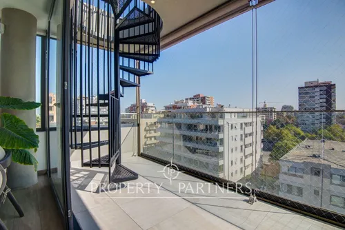 Penthouse Dúplex Con Vista Despejada En Tranquila ...