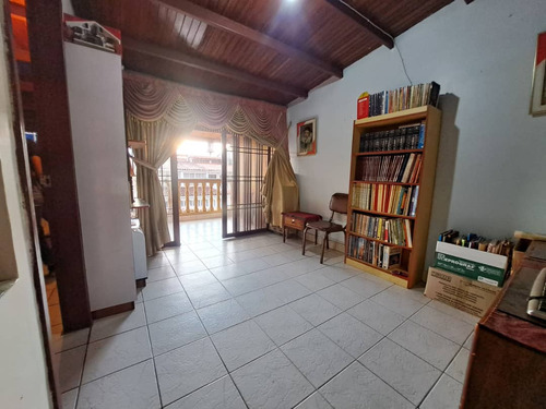 Casa En Venta En Altos De Paramillo