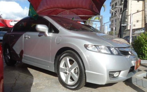 Honda Civic 1.8 Lxs Flex Aut. 4p