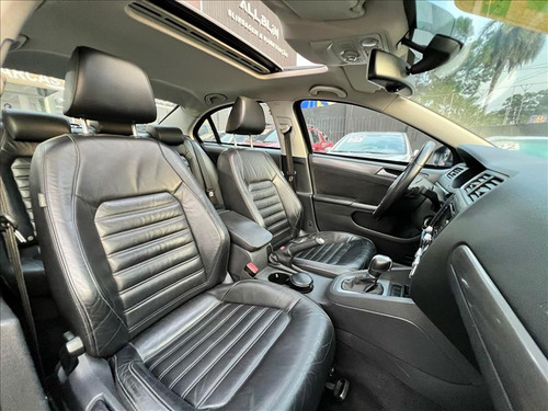 Volkswagen Jetta 2.0 Tsi Highline 211cv
