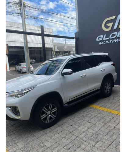 Toyota Hilux SW4 2.7 SR 4X2 16V FLEX 4P AUTOMÁTICO