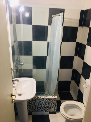 Imagen 3 de 8 de Venta 1 Amb Impecable En Zona Guemes/costa - Toma Vehiculo