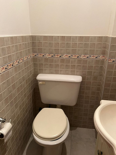 Casa En Venta En De Vicenzo Grande, Del Viso, Pilar