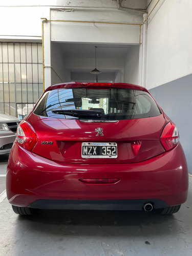 Peugeot 208 2013 1.6 Feline