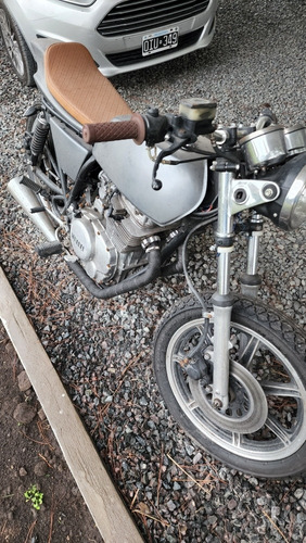 Imagen 2 de 5 de Yamaha Xs400 Cafe Racer