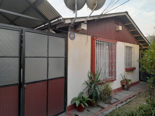 Amplia Casa En Venta 3d 2b