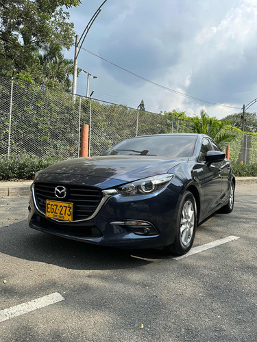 Mazda 3 2.0 Touring