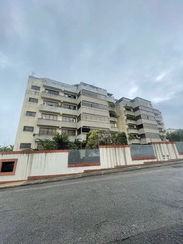 Se Vende Apartamento 270m2 Urbanización Miranda 4686