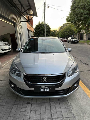 Imagen 9 de 19 de Peugeot 308 1.6 Allure Pack /// 2018 - 74.000km