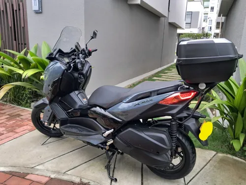 Xmax 300 Cc