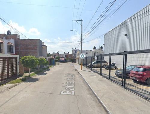 Sk01- Oportunidad. Casa En Remate Bancario En C. Bahia Del Oslo, Paseos De La Castallana, Leon De Aldama, Gto. ( Solo Recursos Propios)