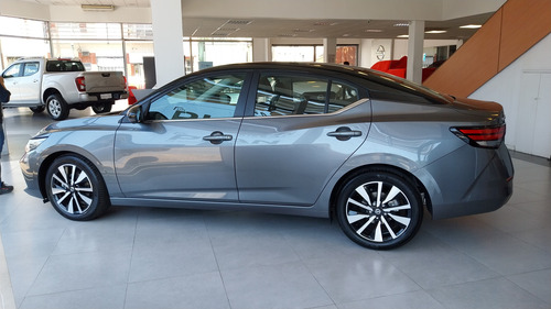 Nissan Sentra 2.0 Advance Cvt
