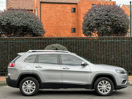 Jeep Cherokee Longitude 4x4