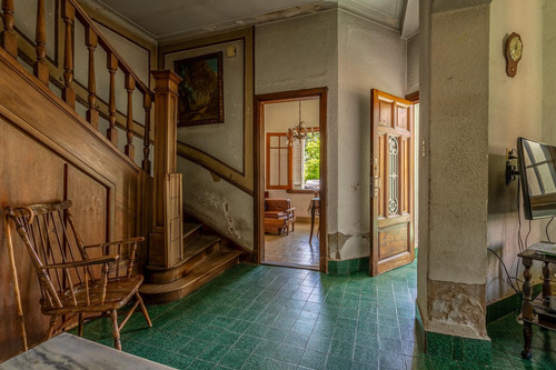 Hermosa Casa De Estilo - Venta - 6 Amb - Jardin - Garage - Suite - Coghlan