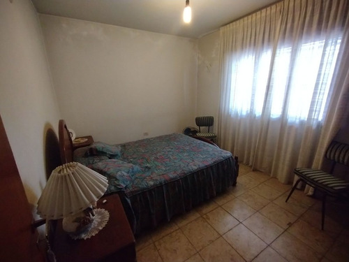 Venta Casa 4 Dorm 2 Baños Pque Liceo 2