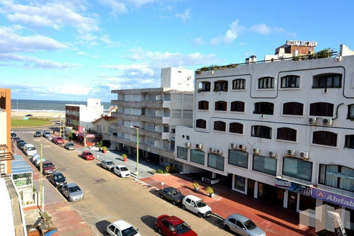 Imagen 2 de 16 de Apartamento En Punta Del Este, Mansa