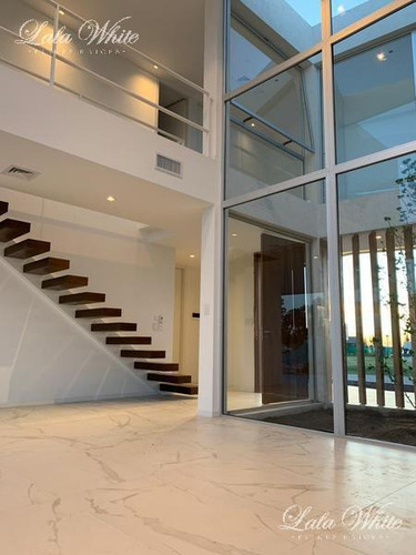 Imagen 8 de 20 de Venta Con Renta - Casa Financiada En Terralagos - Canning