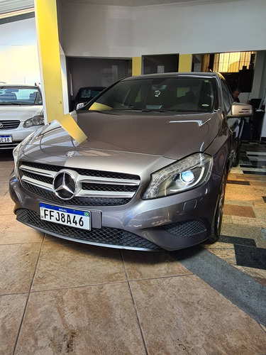 Imagem 6 de 13 de Mercedes-benz Classe A 2015 1.6 Urban Turbo 5p