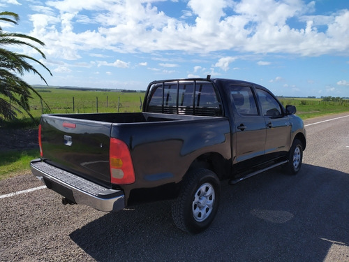 Toyota Hilux 2.5 Cab Doble 4x2 2010