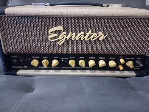 Amplificador Head Valvulado Egnater Rebel 30 Foot Bege (Usado)